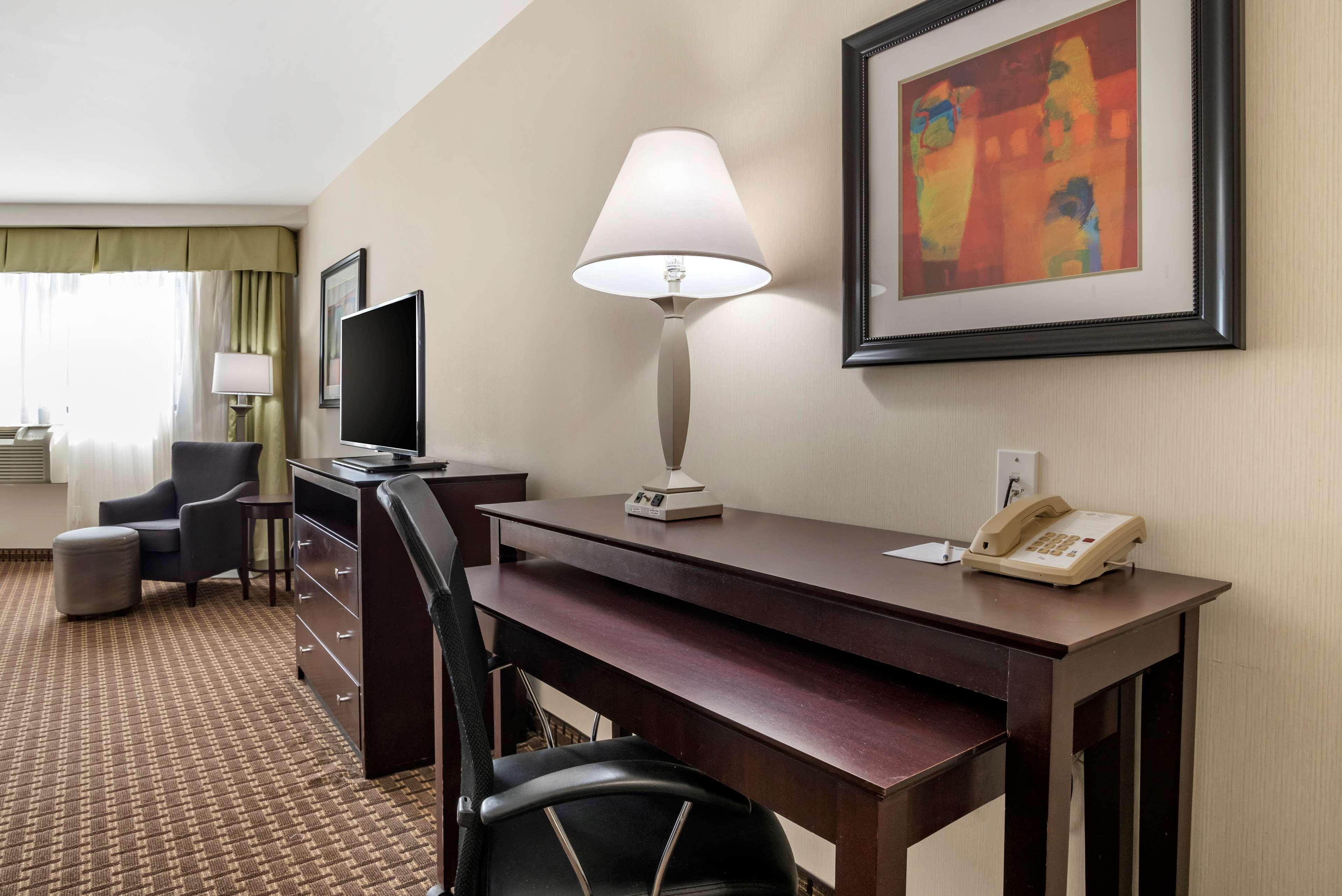 Best Western Plus Philadelphia Airport South - At Widener University Chester Kültér fotó
