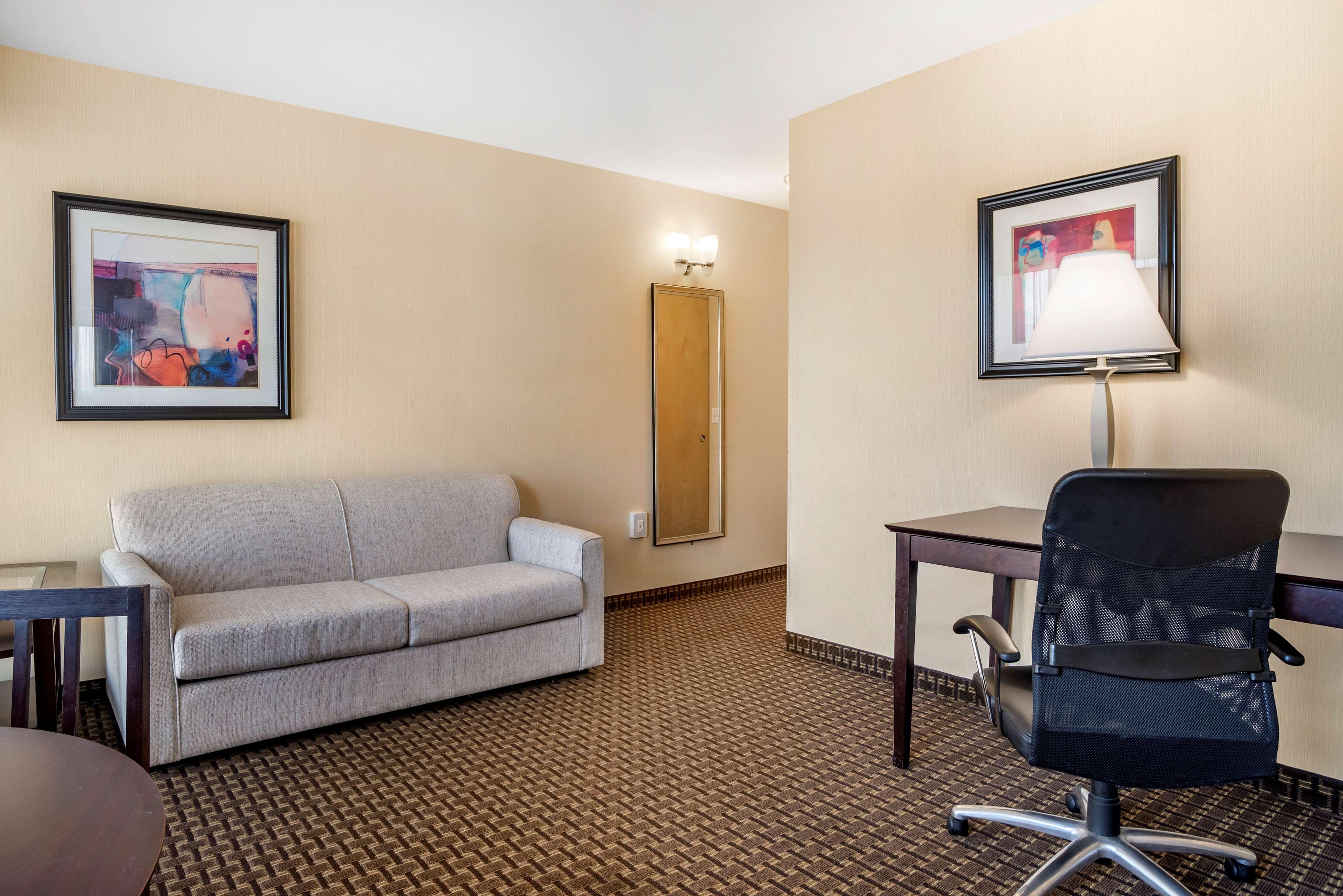 Best Western Plus Philadelphia Airport South - At Widener University Chester Kültér fotó