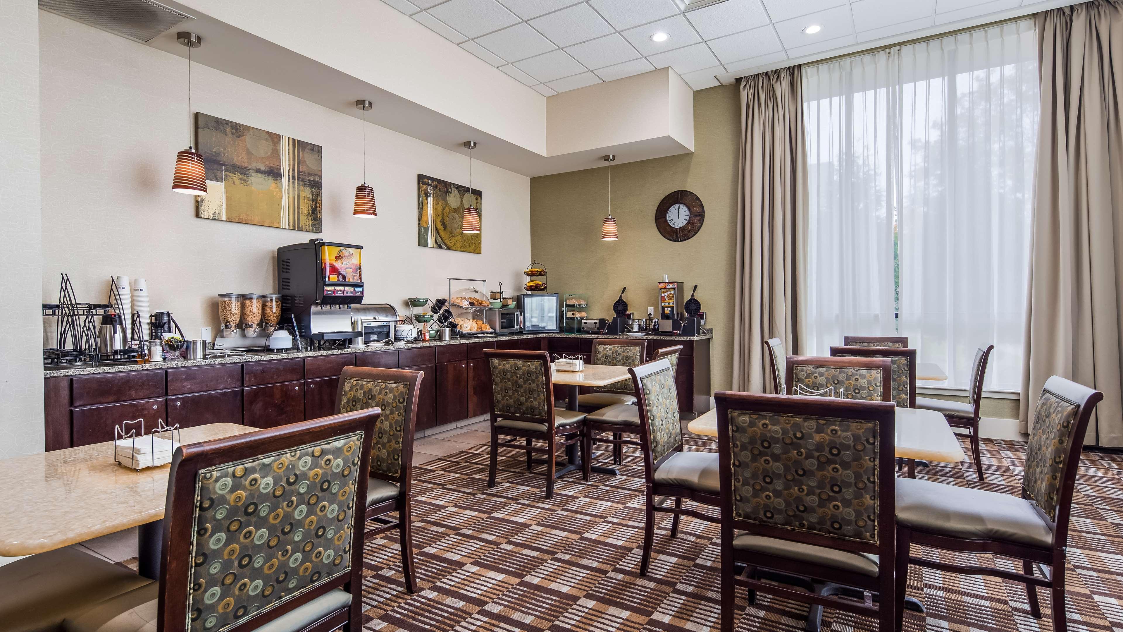 Best Western Plus Philadelphia Airport South - At Widener University Chester Kültér fotó